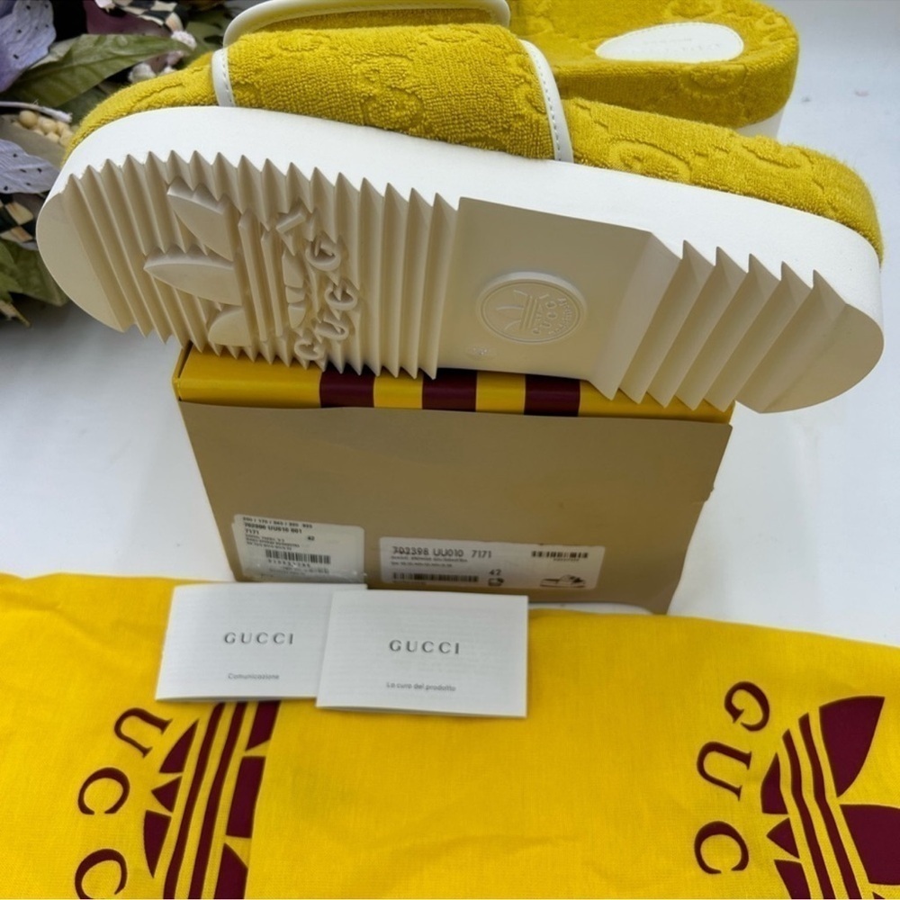 Women’s Gucci X Adidas GG monogram slides size 42 fits 11.5 US made in Italy - Picture 5 of 8